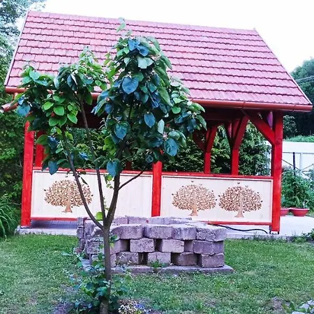 Parva Foresta Apartment *